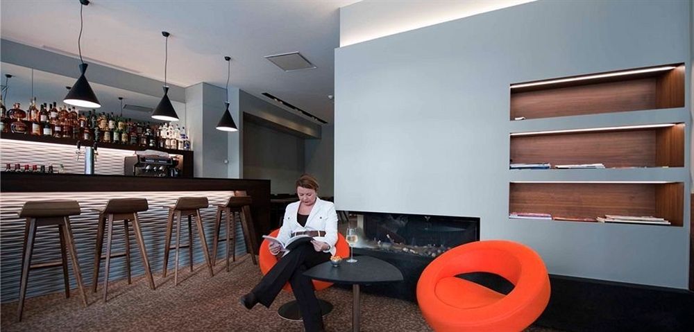 Square Hotel Kortrijk Bagian luar foto