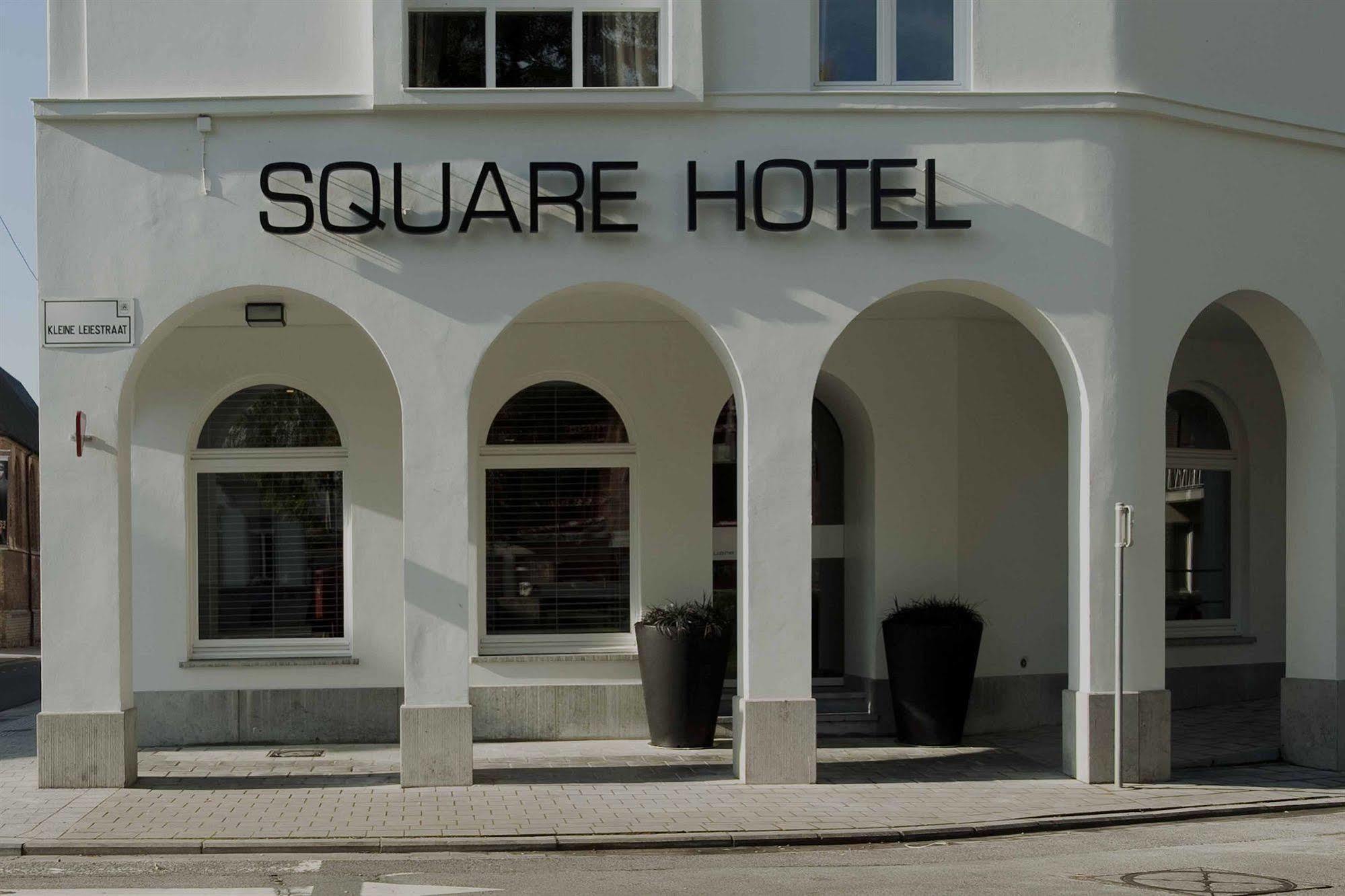 Square Hotel Kortrijk Bagian luar foto